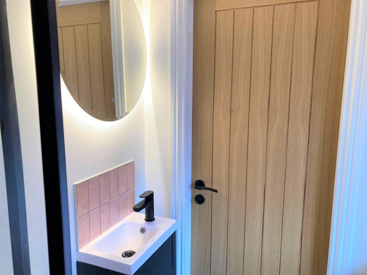 Escape 2 Unwind, Minster Retreat - Sleeps 5 Daire York Dış mekan fotoğraf