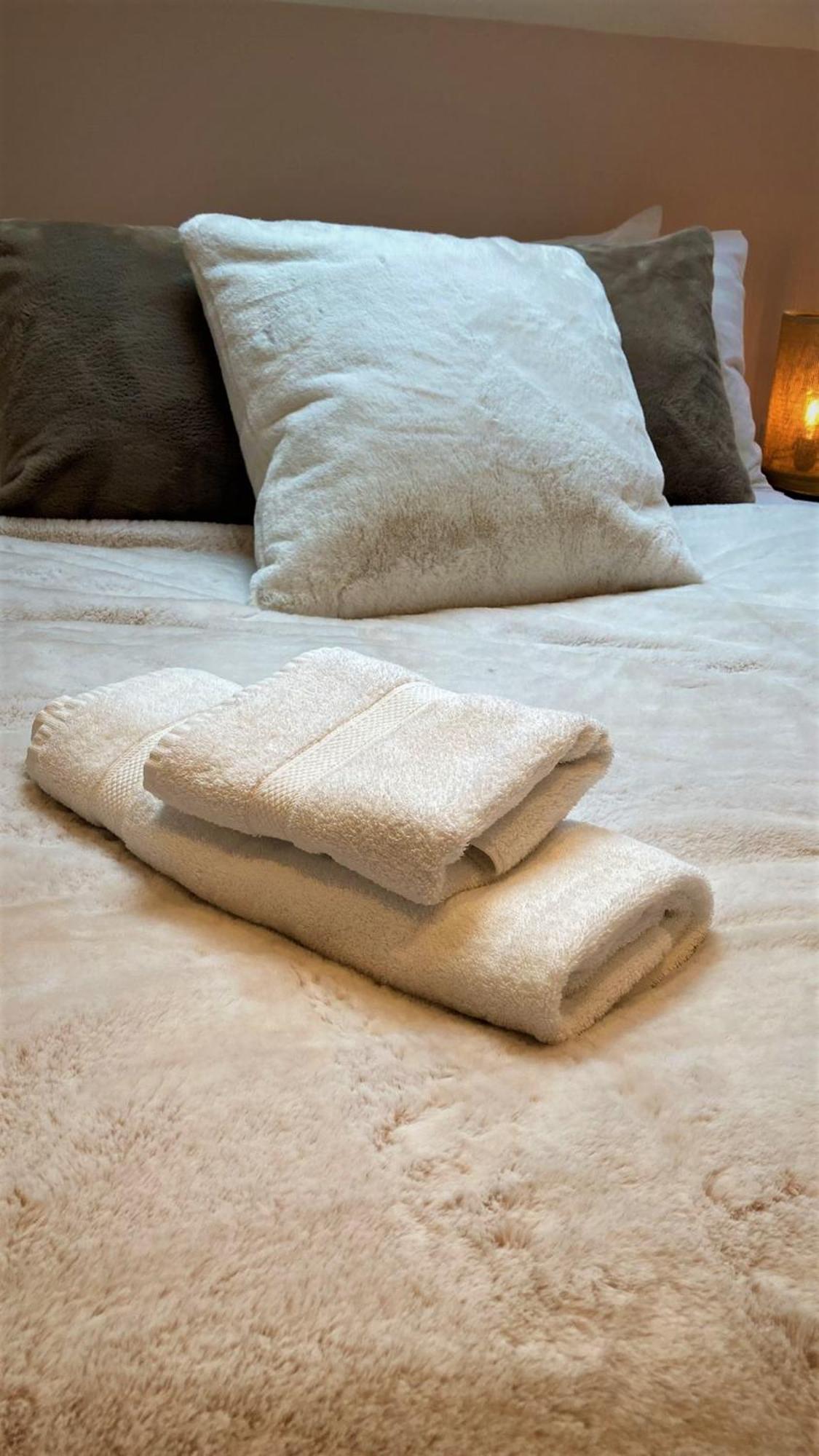 Escape 2 Unwind, Minster Retreat - Sleeps 5 Daire York Dış mekan fotoğraf